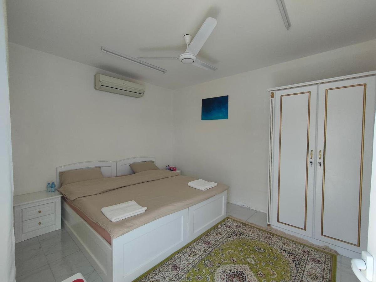 Ferienwohnung Ras Al Hadd Orchid Exterior foto